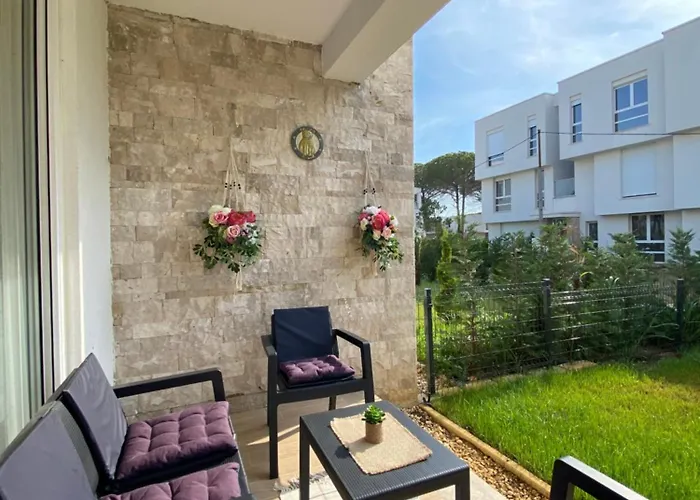 Margo, San Pietro Resort, Lalez *