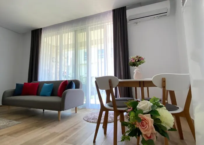 Margo, San Pietro Resort, Lalez *